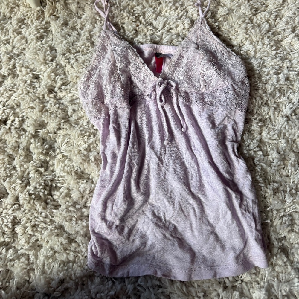 Chic Vince Camuto Lacey flirty, super cute, pastel purple, summer Pink Lace Top